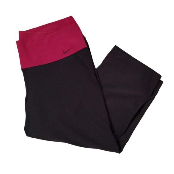 Nike Pants - Nike Dri-Fit Workout Capris Large